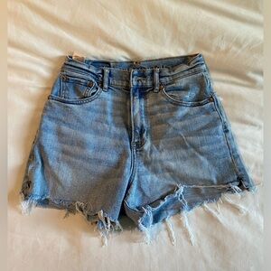 SIZE 0 JEAN SHORTS